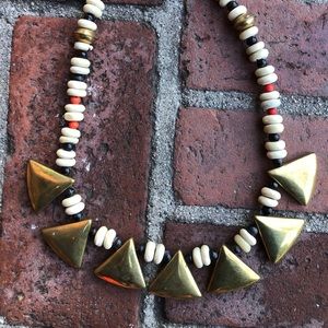 Vintage 1980s dead stock bead and brass necklace